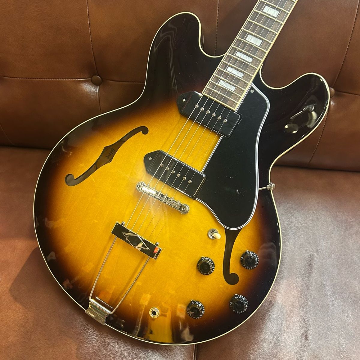 ES-330 Vintage Burst | 【クロサワ楽器店オンラインショップ】いい
