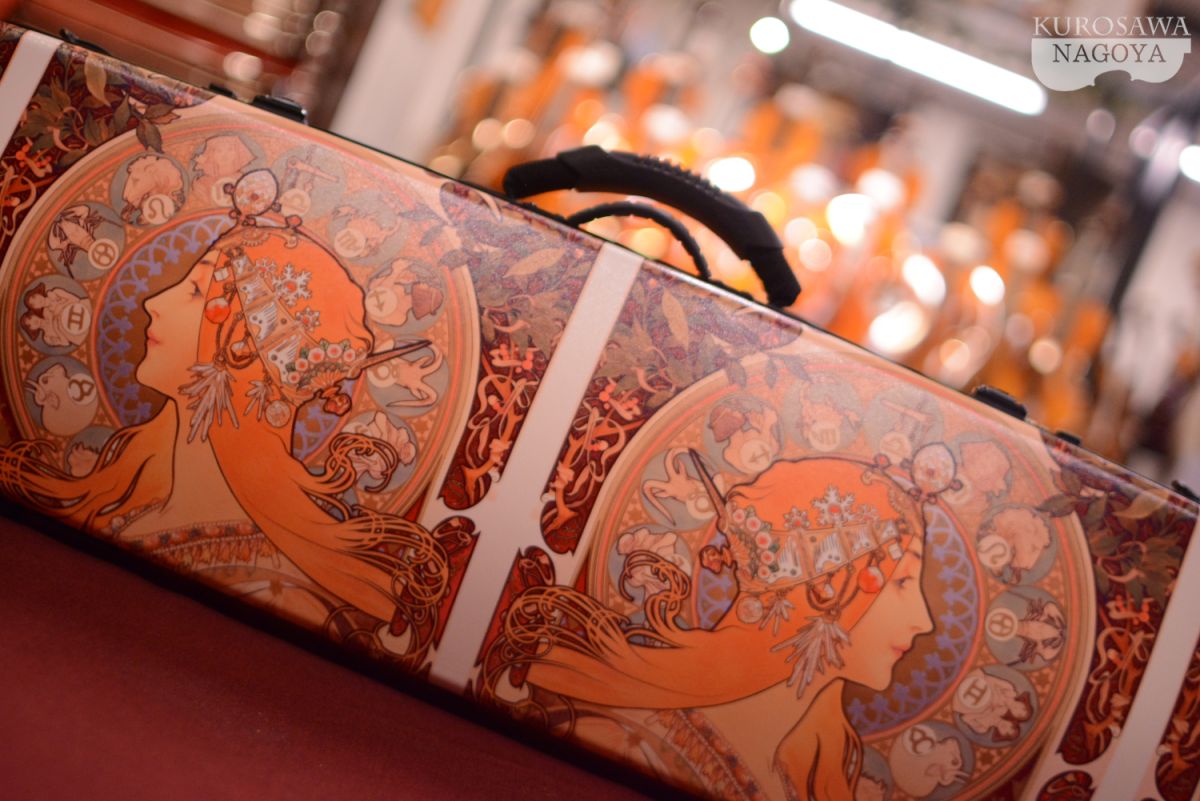 Bogaro & Clemente バイオリンケース（ミュシャ/黄道十二宮/内装