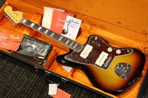 Fender 【B級特価】 American Vintage II 1966 Jazzmaster 3-Color Sunburst #V2319679 【3.66kg/漆黒指板個体!】