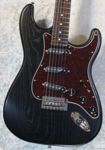 Fender エレキギター ブラック FENDER Made in Japan Limited Noir シリーズ 新登場