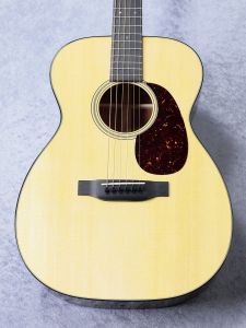Martin 【旧仕様個体】 00-18 Standard #2869256 【送料当社負担・最大48回分割無金利】