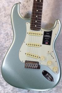 【ほぼ新品特価】Fender アメプロ II ストラト 232704.jpg