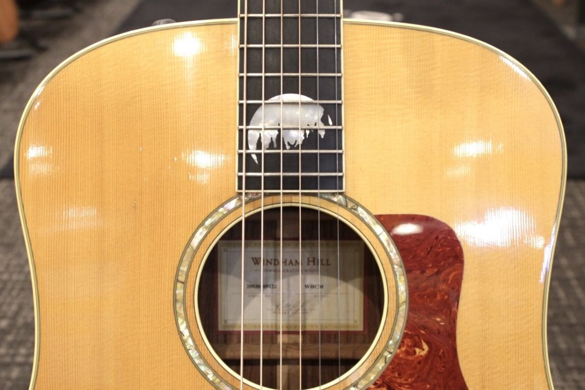 美品 1974年製 Jullian 200 ギター 装飾インレイ クロサワ楽器 再入荷】Nostalgia N1 