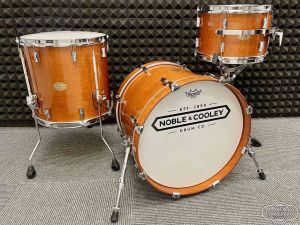 NOBLE & COOLEY 【当店オーダー品】 CD Maple 3Pcs Bop Drum Kit~Honey Maple Gloss~