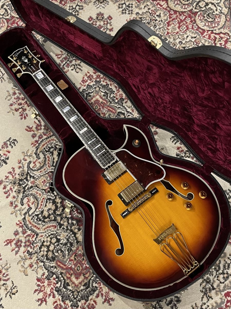 Custom Crimson Byrdland Florentine Cutaway 2015年製 | 【クロサワ
