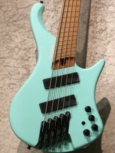 Ibanez six20dbg (ジャンク品) 高い素材】 Ibanez (ジャンク品) six20dbg ギター - ギター