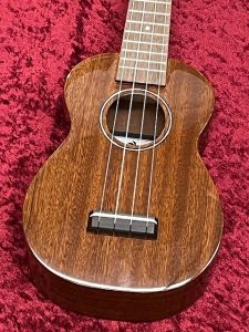 ILIKAI IL-SOP-4MGG 【マホガニー単板】【ソプラノサイズ】【チューナー&教則本プレゼント】