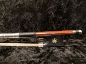 【角弓】Sforzando 1081 バイオリン弓 4/4 Sforzando 1081 (スフォルザンド) | 【クロサワ楽器店オンライン