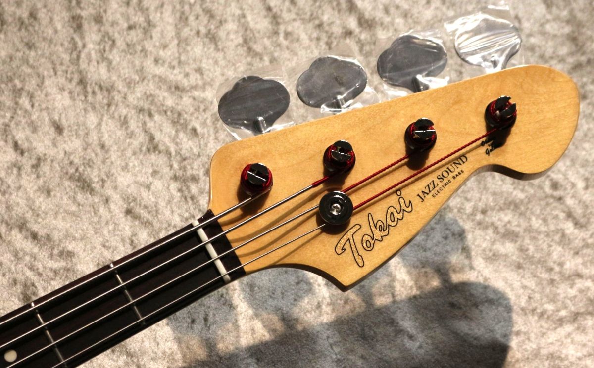 エレキギター ブラック アルダー製 古い物です アルダーのエレキギター