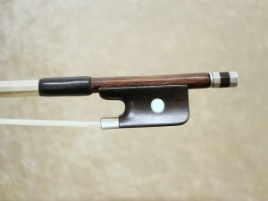 バイオリン弓 PLAYTECH ( プレイテック ) PVB300 バイオリン弓 4/4サイズ 角弓
