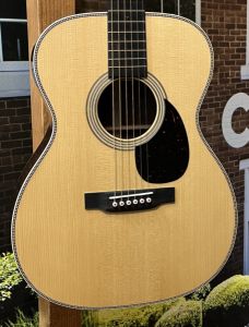 アコースティックギター 000タイプ Martin、000 タイプのアコースティックギター検索結果一覧