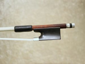 バイオリン弓、50万円～100万円未満の弦楽器検索結果一覧