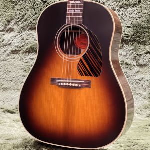 Gibson Custom Shop 決算セール!~8/31 【現物動画あり】 1942 Banner Southern Jumbo ~Vintage Sunburst~ #22314051