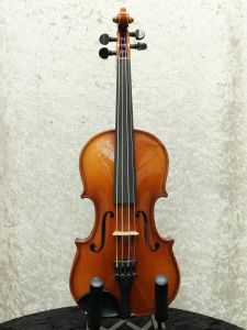 バイオリン  4/4  新古品 CATEGORY バイオリン4/4サイズ（楽器） | 国際楽器社 オンライン