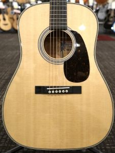 ドレッドノート タイプのアコースティックギター検索結果一覧