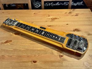 【限定特価】型番不明　完動品　Guyatone ラップスティールギター 限定特価】型番不明 完動品 Guyatone ラップスティールギター