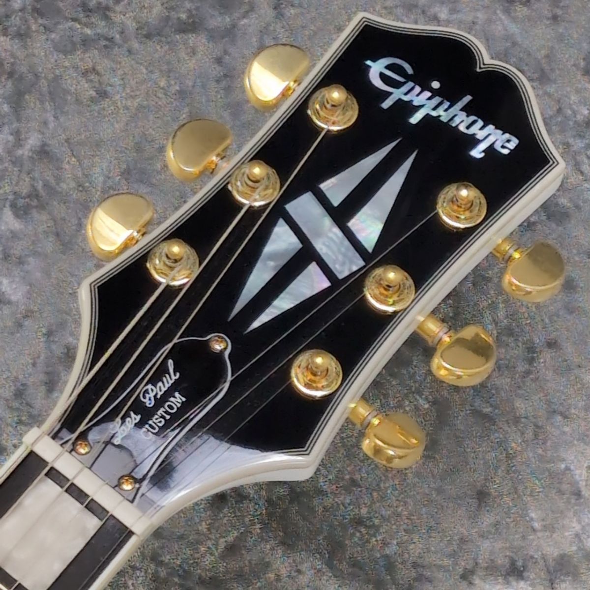 ホワイトレスポールタイプエレキギター Epiphone Les Paul Custom Alpine White エレキギター レスポール