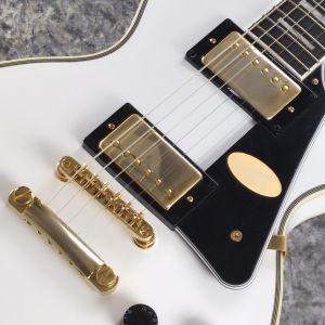 ギター Epiphone Les Paul Custom Alpine White Epiphone Les Paul Custom Alpine White