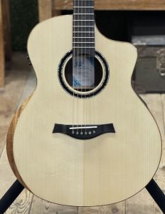 Stafford エレキギター ブラウン Stafford エレキギター ブラウン Stafford エレキギター ブラウン