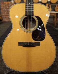 Martin 【個体演奏動画あり】 000-28 Brooke Ligertwood S/N 2788032 【オールジャンル、軽やかに駆ける万能器】