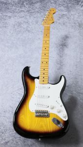 Fender、サンバースト 系のエレキギター検索結果一覧