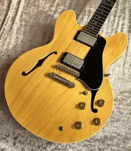 エレキギター ナチュラルウッド仕上げ Fender◇エレキギター/ストラトタイプ/ナチュラル・木目/SSS