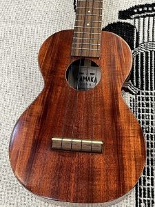 【美品】四弦舎 コンサートウクレレ ハワイアンコア単板 美杢 2020年製 美品】四弦舎 コンサートウクレレ ハワイアンコア単板 美杢 2020年製