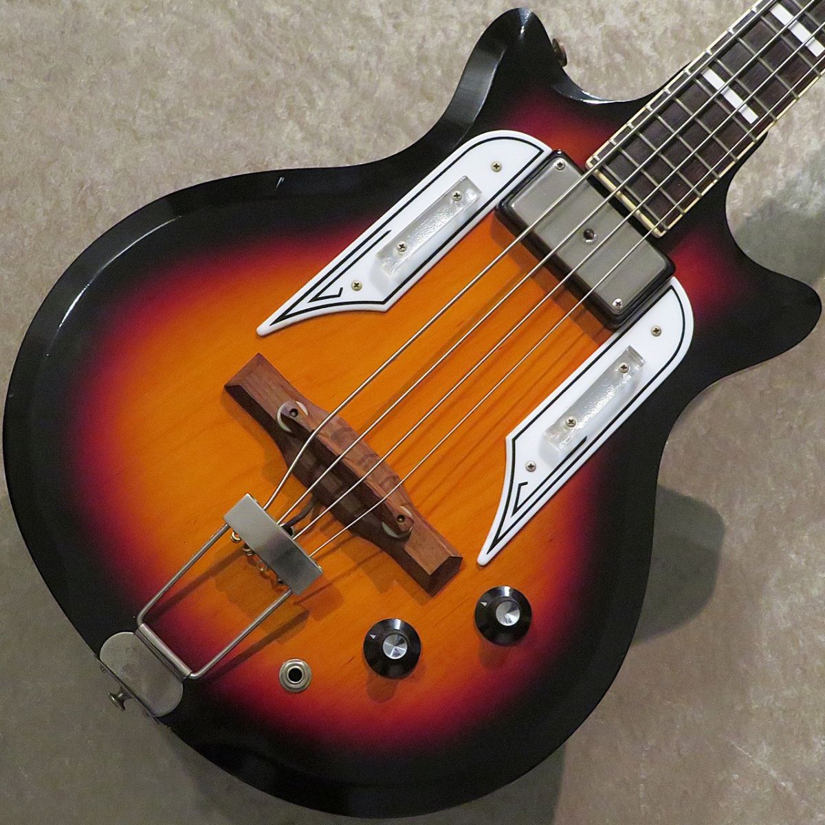 Ace tone bass 7 ビンテージ　ベースアンプ　ビザール Ace tone bass 7 ビンテージ ベースアンプ ビザール