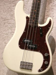 白 系、4弦のベース検索結果一覧 | 【クロサワ楽器店オンライン