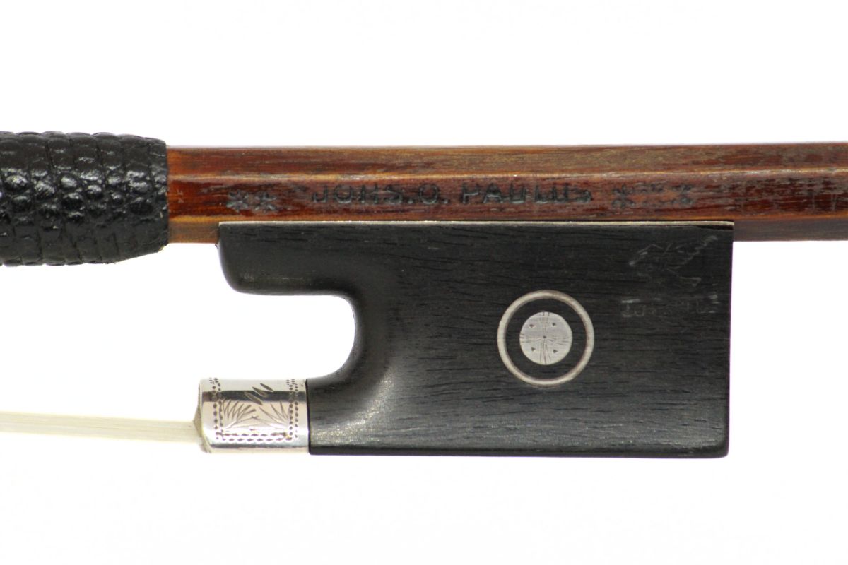 【専用】JOHS.O.PAULUS 4/4バイオリン弓 5Stars 希少】JOHS.O.PAULUS バイオリン弓 4stars Pediケース付 - メルカリ