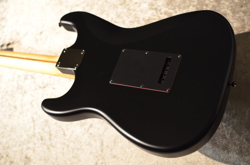 Made in Japan Limited Hybrid II Stratocaster Noir ～Black
