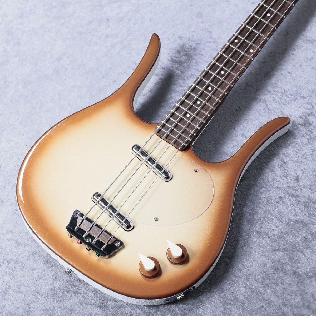 柘*榴様 ベース LONGHORN BASS - COB - | 【クロサワ楽器店オンラインショップ】いい