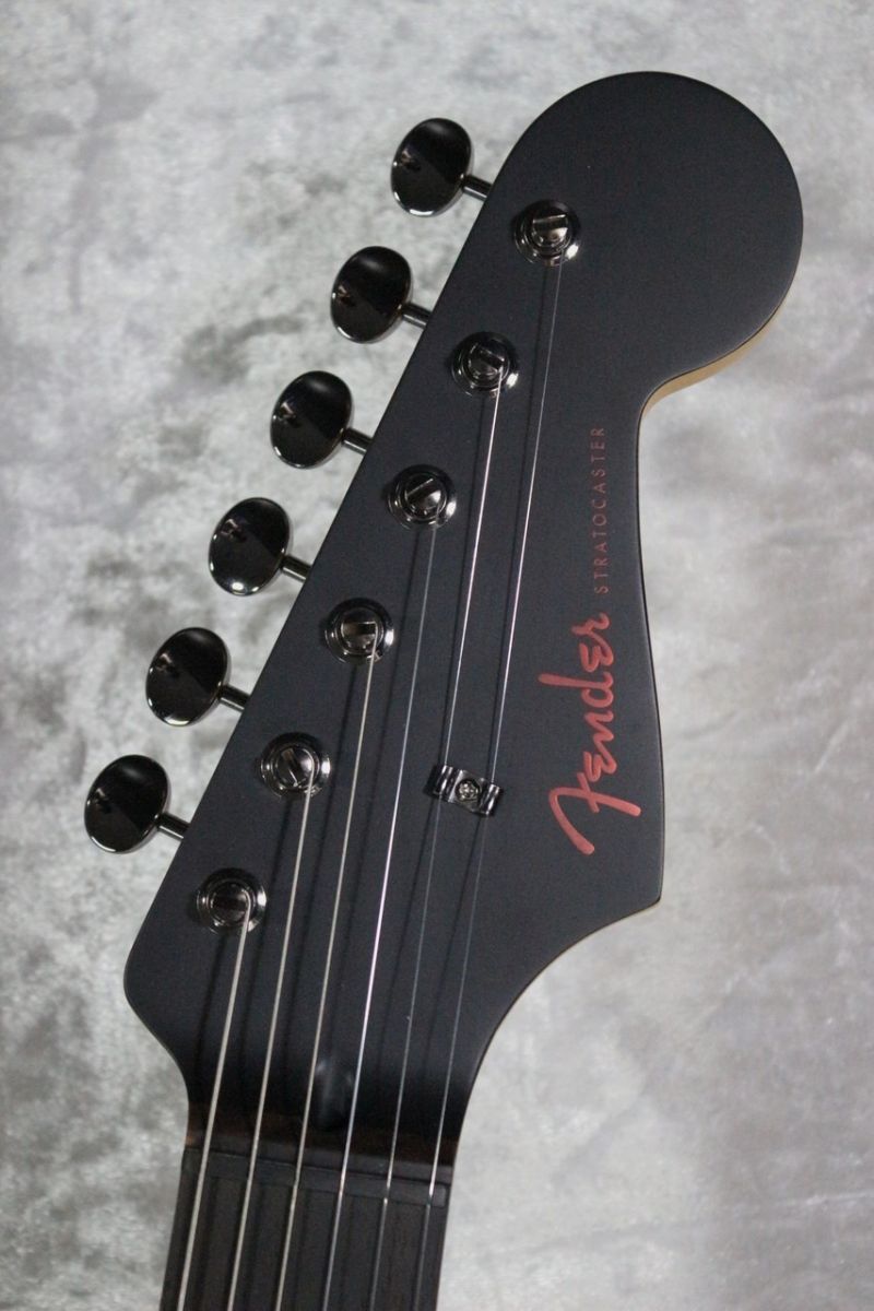 Fender Stratocaster ブラック エレキギター mt0143899_m.jpg