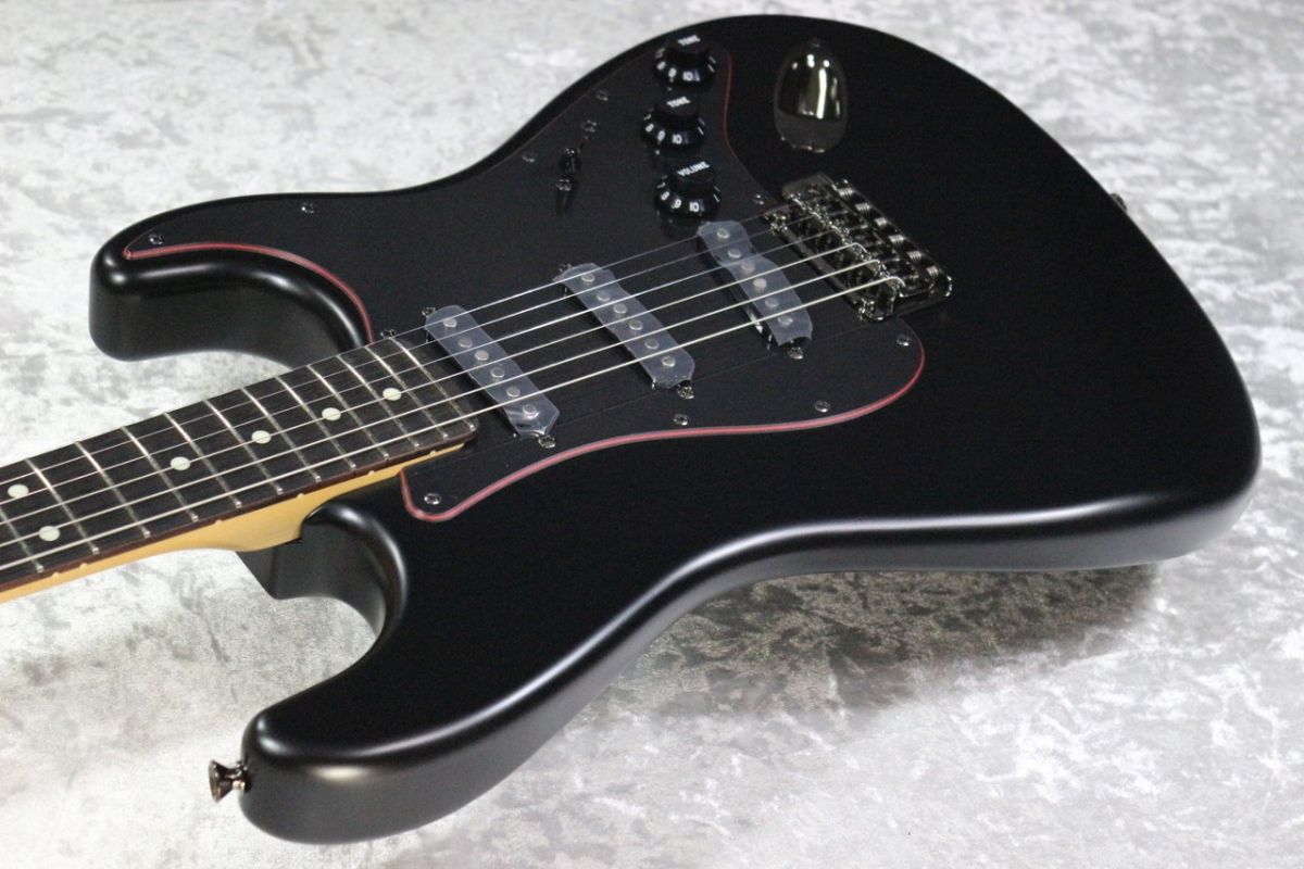 Made in Japan Limited Hybrid II Stratocaster Noir