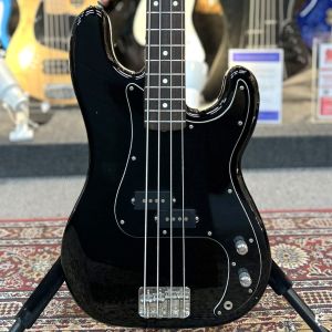FERNANDES 4弦エレキベース 黒 Fernandes エレキベース 4弦 ブラック/ブルー - メルカリ