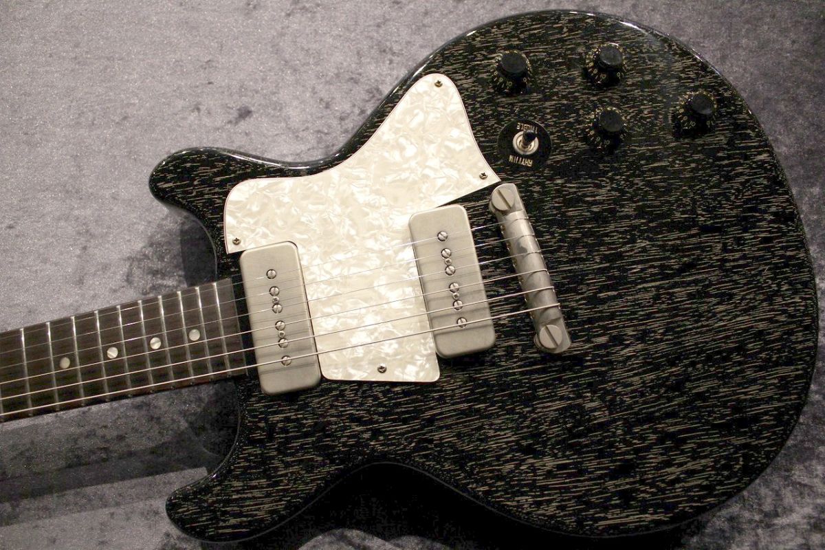 Burned Special Double Cut Korina Silver Fox Finish #0836