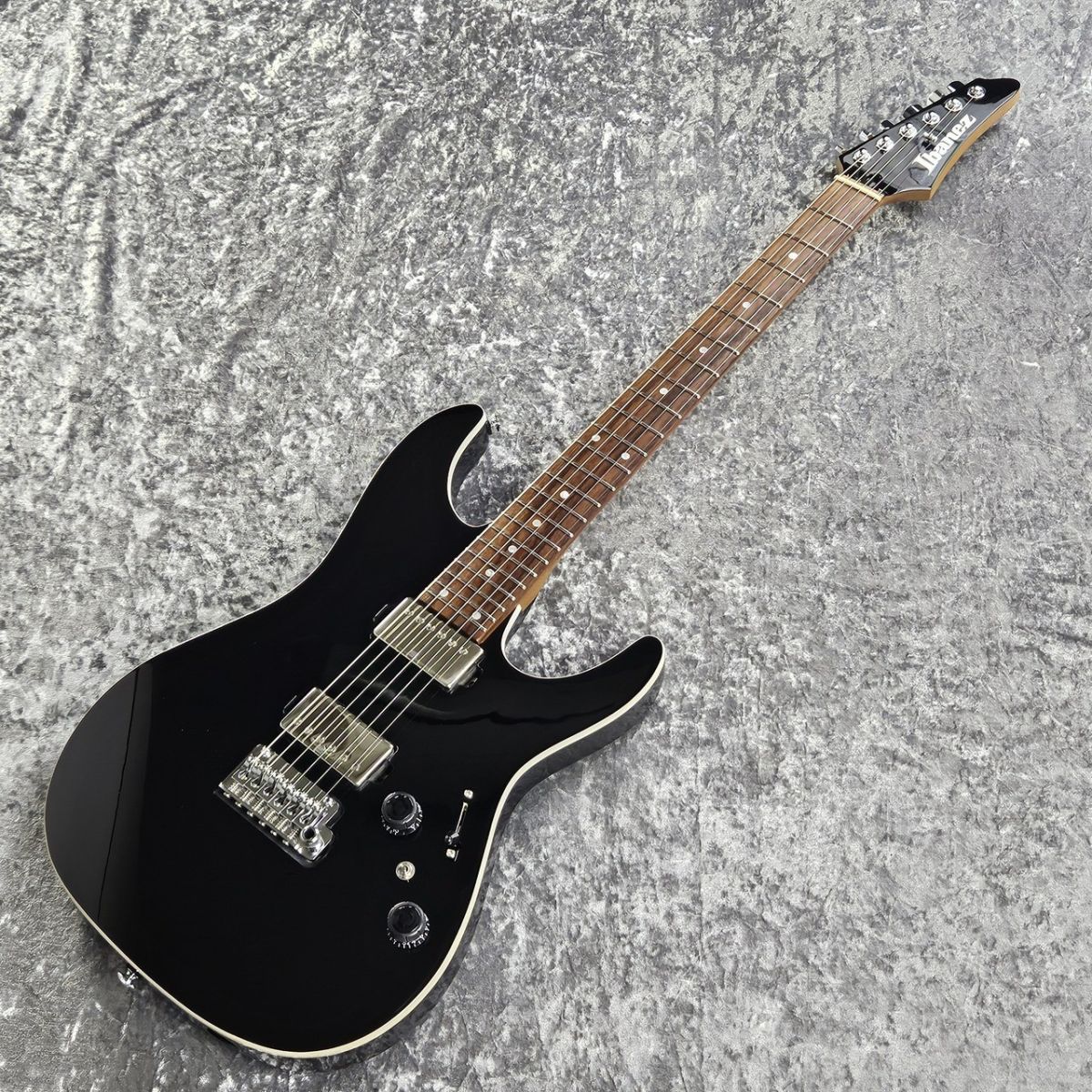 もりんす美品 Ibanez AZ42P1-BK アイバニーズ AZ42P1 Ibanez ( アイバニーズ ) AZ42P1-BK 送料無料 | サウンドハウス