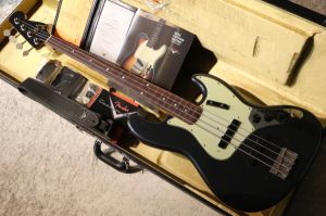 Fender Custom Shop Jazz Bass 付属品セット Fender Custom Shop Jazz Bass 付属品セット