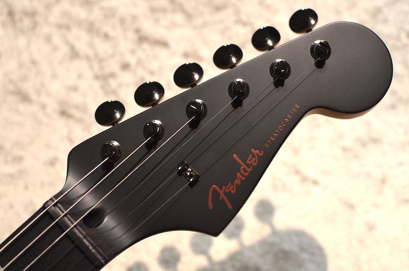 Made in Japan Limited Hybrid II Stratocaster Noir ～Black