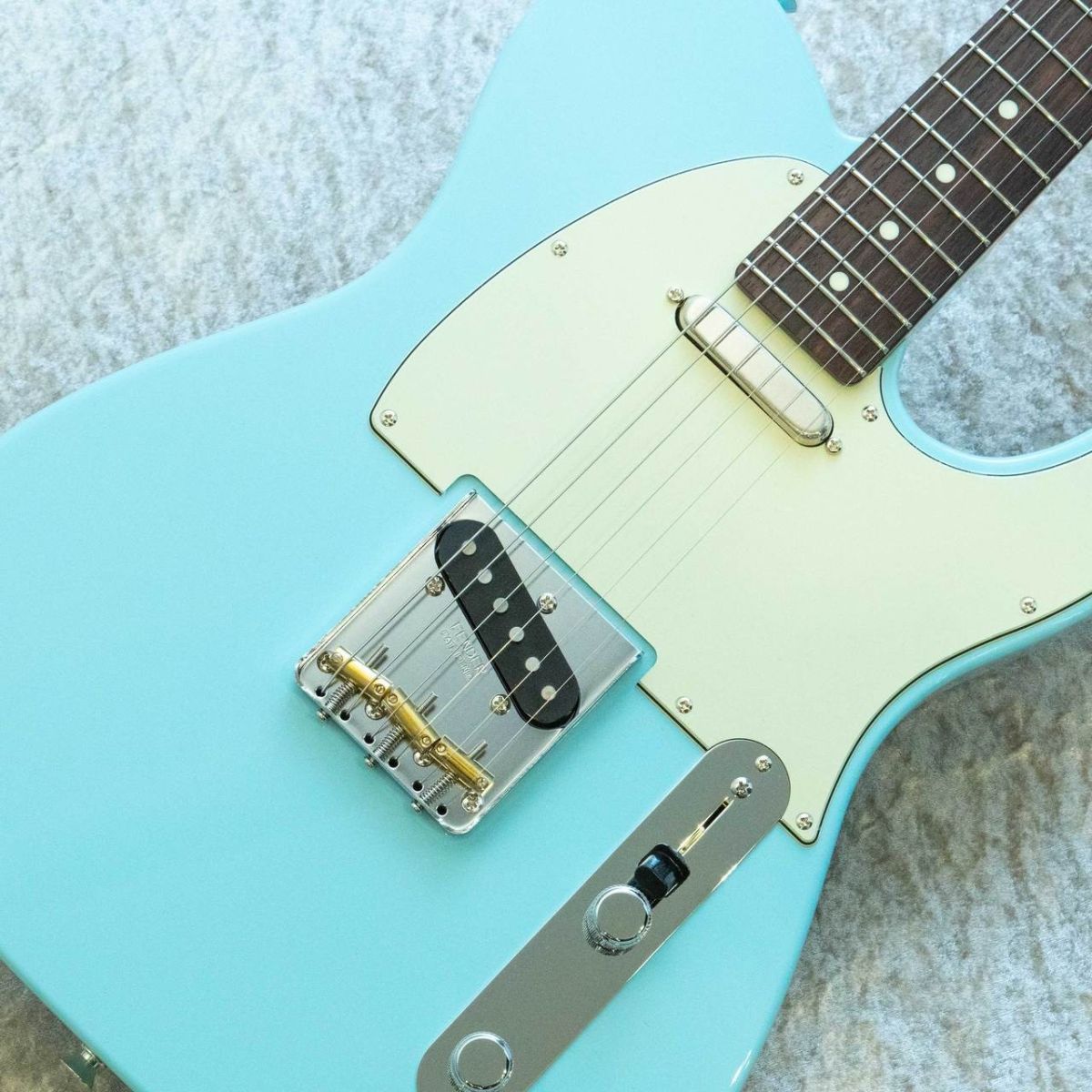 FSR Made in Japan Hybrid II Telecaster Daphne Blue Matching