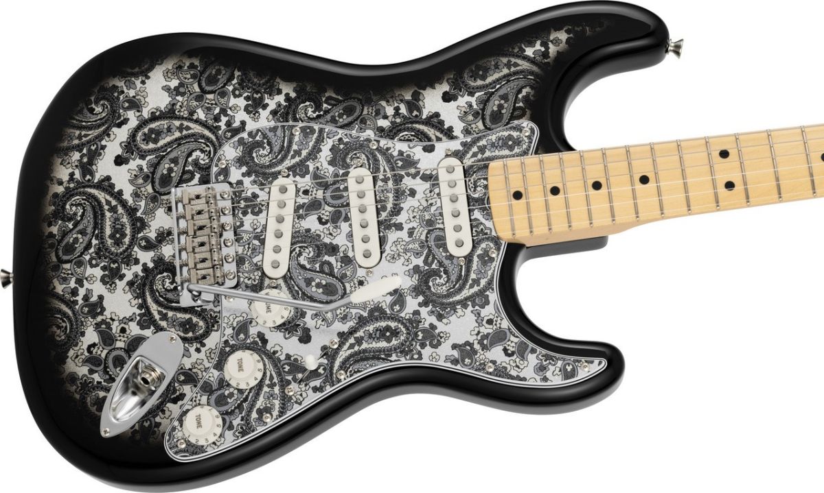 ワ*ン様 Stratocaster /Fender Japan フジゲン製 Made in Japan Limited Stratocaster -Black Paisley