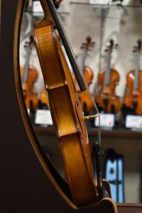 【美品】Gliga Gemial 2 チェロ 3/4 2014年製 美品】Gliga Gemial 2 チェロ 3/4 2014年製 Gems 3/4 Violin 2014