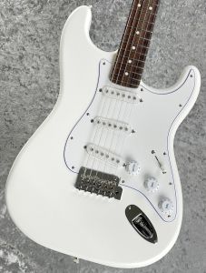 エレキギター　ホワイトカラー Amazon | エレキギター 初心者セット 6点 PhotoGenic ST180 WH