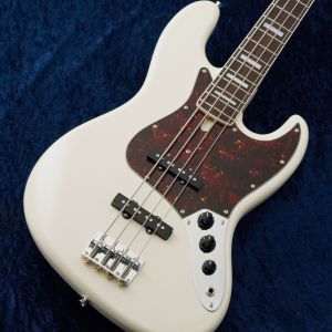 ホワイト_4弦エレキベース_ゴールド金具　(フェルナンデス) Fender Made in Japan 【入荷待ち、ご予約受付中】 Traditional