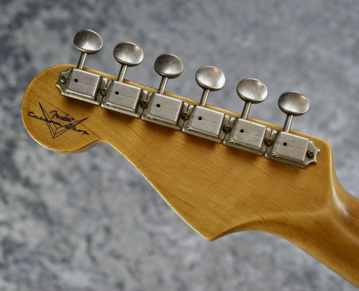 1960 Stratocaster Heavy Relic Aged Lake Placid Blue/Olympic White