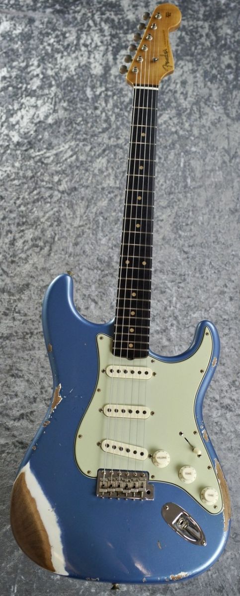 1960 Stratocaster Heavy Relic Aged Lake Placid Blue/Olympic White