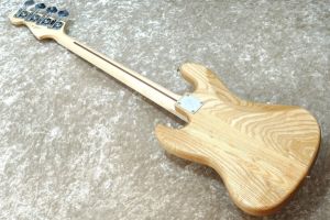Made in Japan Heritage 70s Jazz Bass Natural【お取り寄せ商品