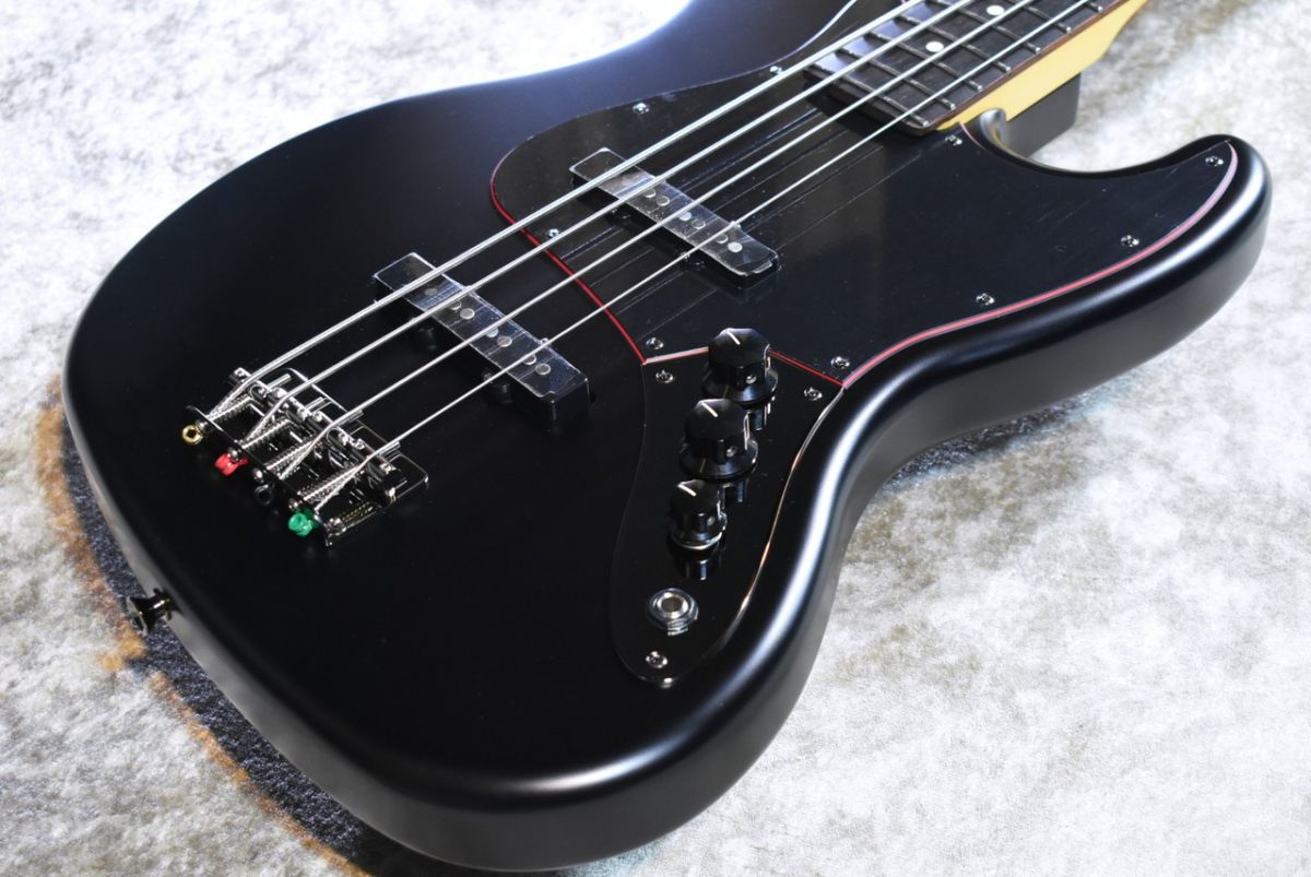 Made in Japan Limited Hybrid II Jazz Bass -Noir, Black