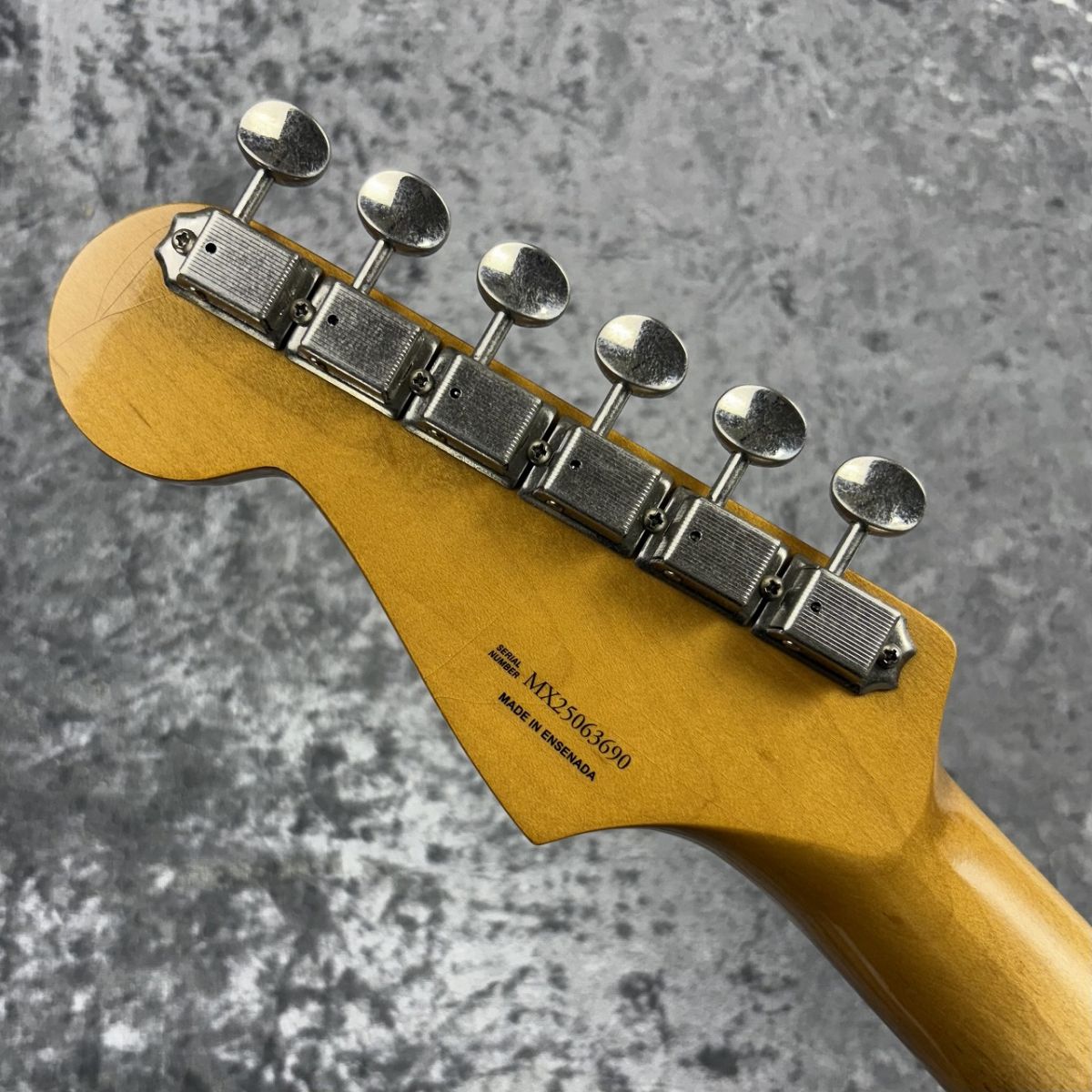 Limited Edition Vintera II Road Worn '60s Stratocaster
