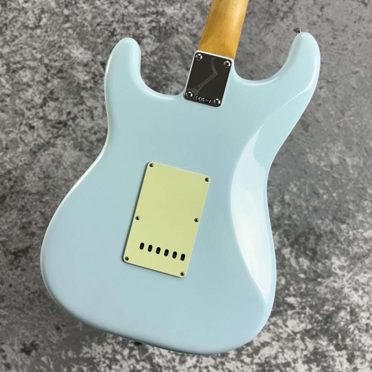 Limited Edition Vintera II Road Worn '60s Stratocaster -Sonic Blue